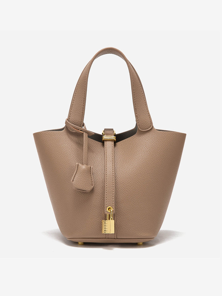 Clara - Chic Bucket Bag