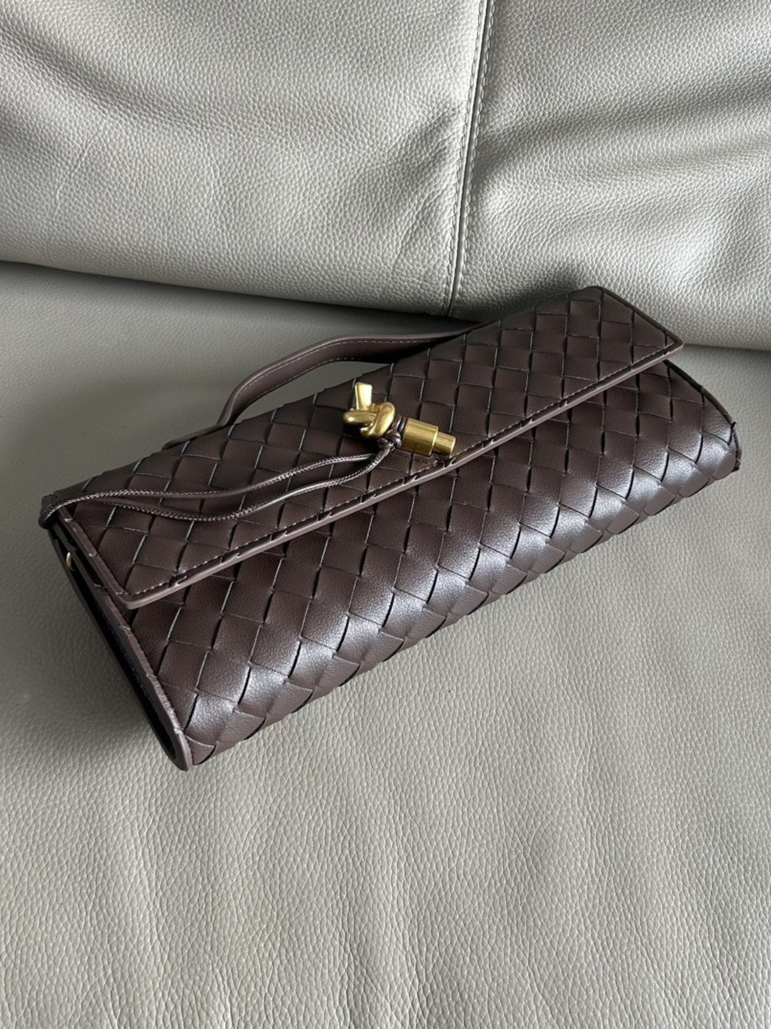 Elara - Woven Clutch Bag