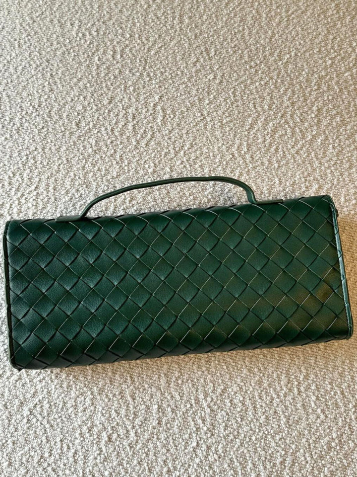 Elara - Woven Clutch Bag