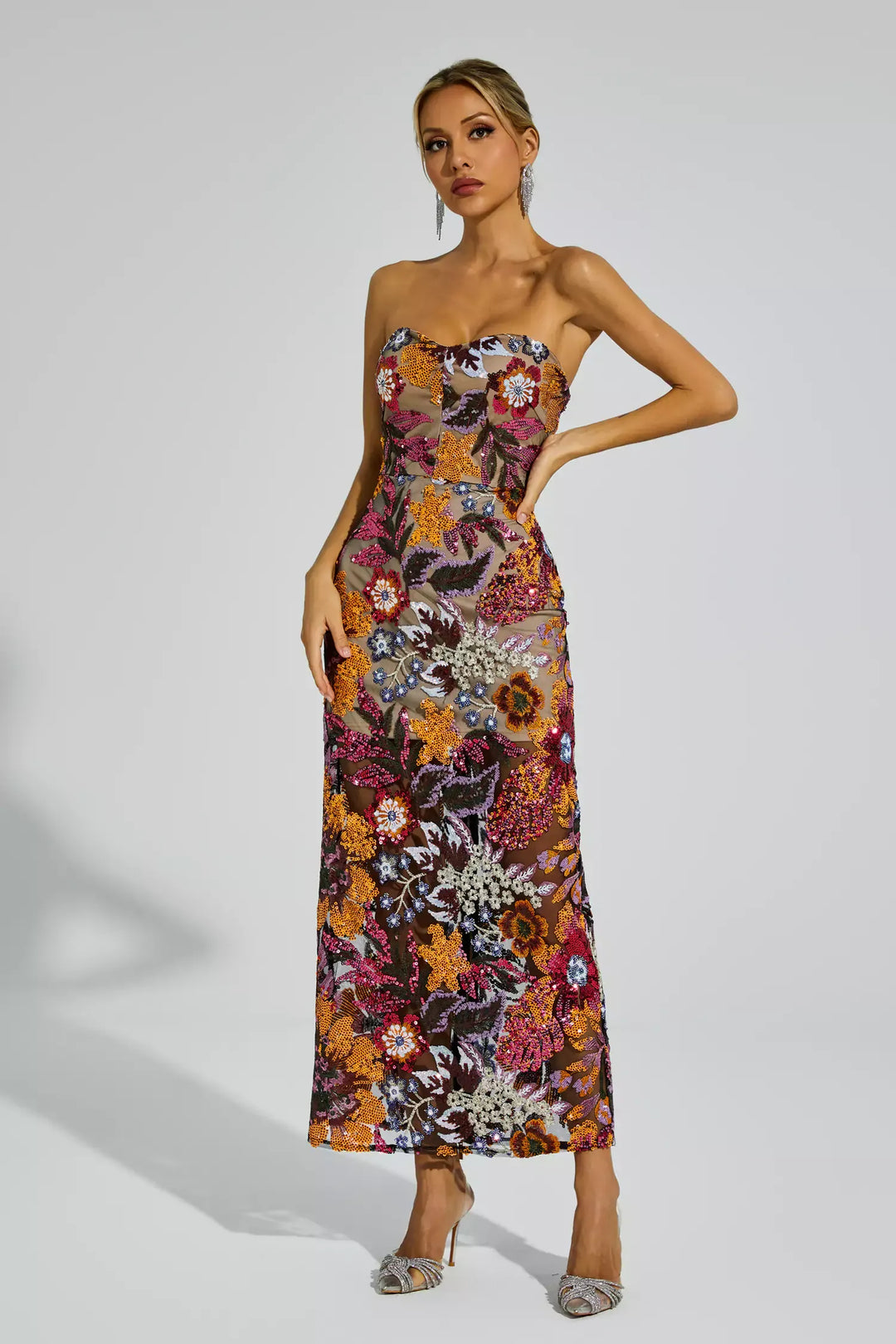 Zelyndra - Strapless Floral Embroidered Maxi Dress